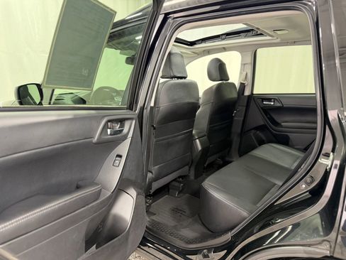 Used 2014 Subaru Forester 2.5i Limited AWD/4WD image 34