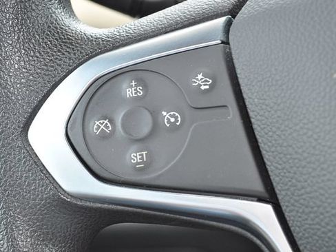 Used 2023 Chevrolet Traverse LS w/ Safety Package FWD image 31