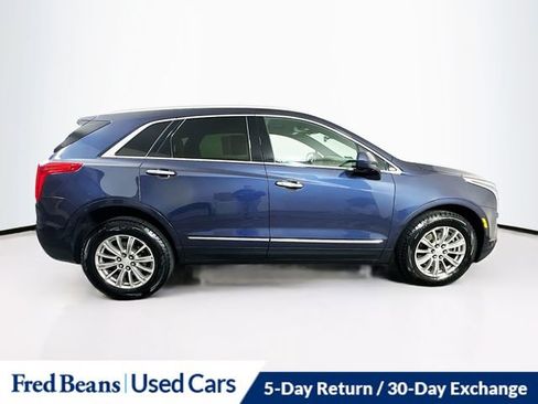 Used 2018 Cadillac XT5 Luxury w/ Driver Awareness Package image 9