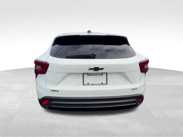 Certified 2024 Chevrolet Trax RS w/ Driver Confidence Package FWD image 5