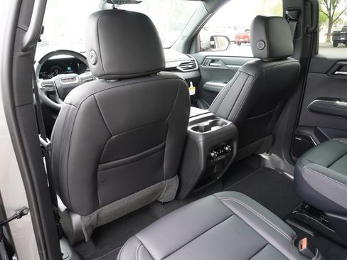 New 2026 GMC Acadia Elevation w/ Super Cruise Package FWD image 12