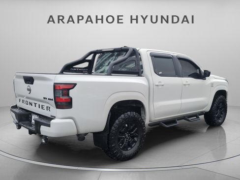 Used 2023 Nissan Frontier SV w/ Midnight Edition Package AWD/4WD image 5
