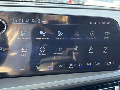 Certified 2024 Chevrolet Traverse LT image 36