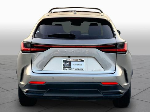 Used 2025 Lexus NX 250 FWD w/ Accessory Package (2T) image 5