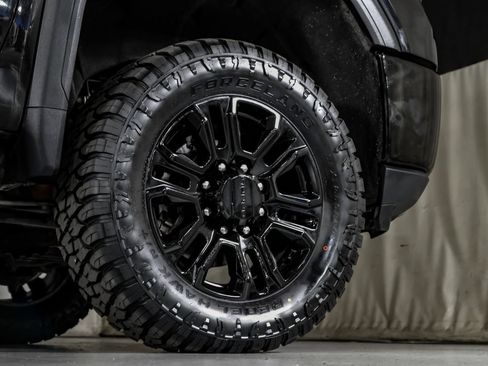 Used 2023 GMC Sierra 3500 Denali w/ Denali Black Diamond Edition AWD/4WD image 56