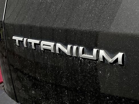 Certified 2020 Ford Escape Titanium w/ Titanium Premium Package 2.0 image 32