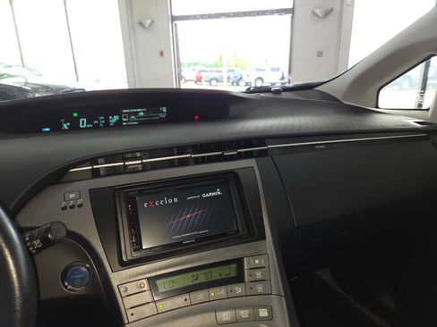 Used 2013 Toyota Prius Four FWD image 32