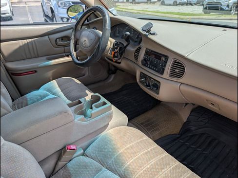 Used 2004 Buick Century Custom FWD image 17