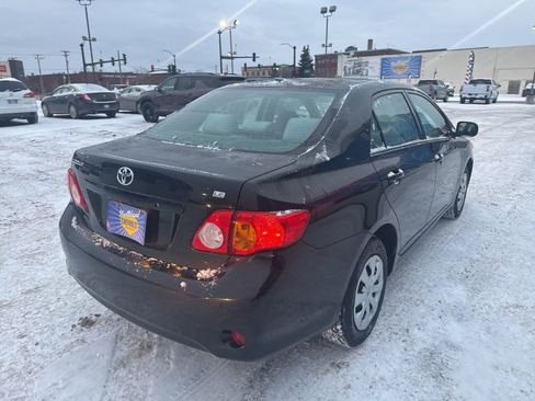 Used 2010 Toyota Corolla image 9