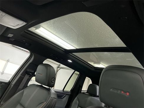 Certified 2024 GMC Acadia AT4 w/ Super Cruise Package image 18