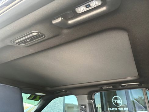 Used 2021 Ford Expedition XLT AWD/4WD image 28