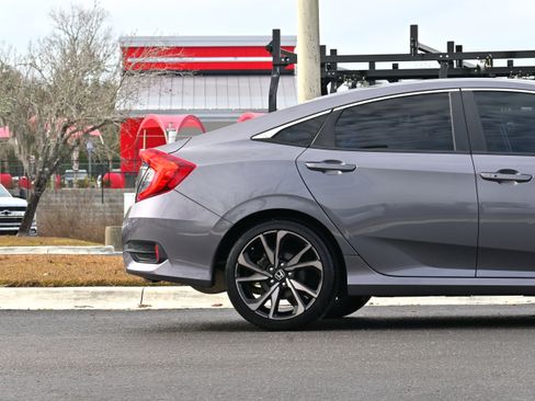 Used 2021 Honda Civic Sport image 5