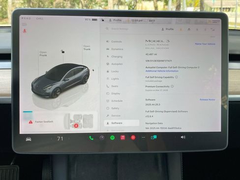 Used 2022 Tesla Model 3 Long Range image 2