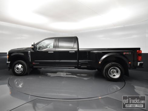 Used 2023 Ford F350 King Ranch w/ Chrome Package AWD/4WD image 3