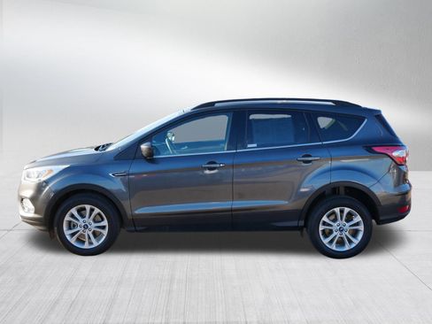 Certified 2017 Ford Escape SE w/ Equipment Group 201A AWD/4WD image 4