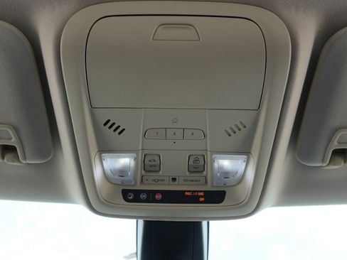 Used 2017 Cadillac XT5 Luxury w/ Driver Awareness Package image 27