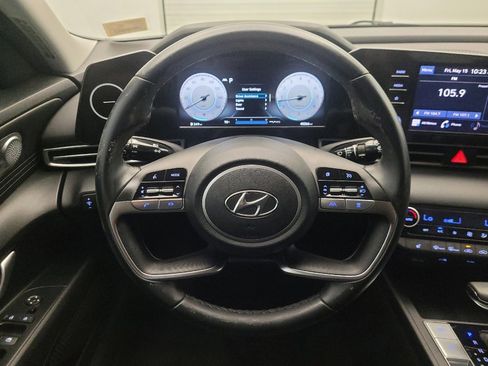 Used 2022 Hyundai Elantra SEL w/ Convenience Package FWD image 22