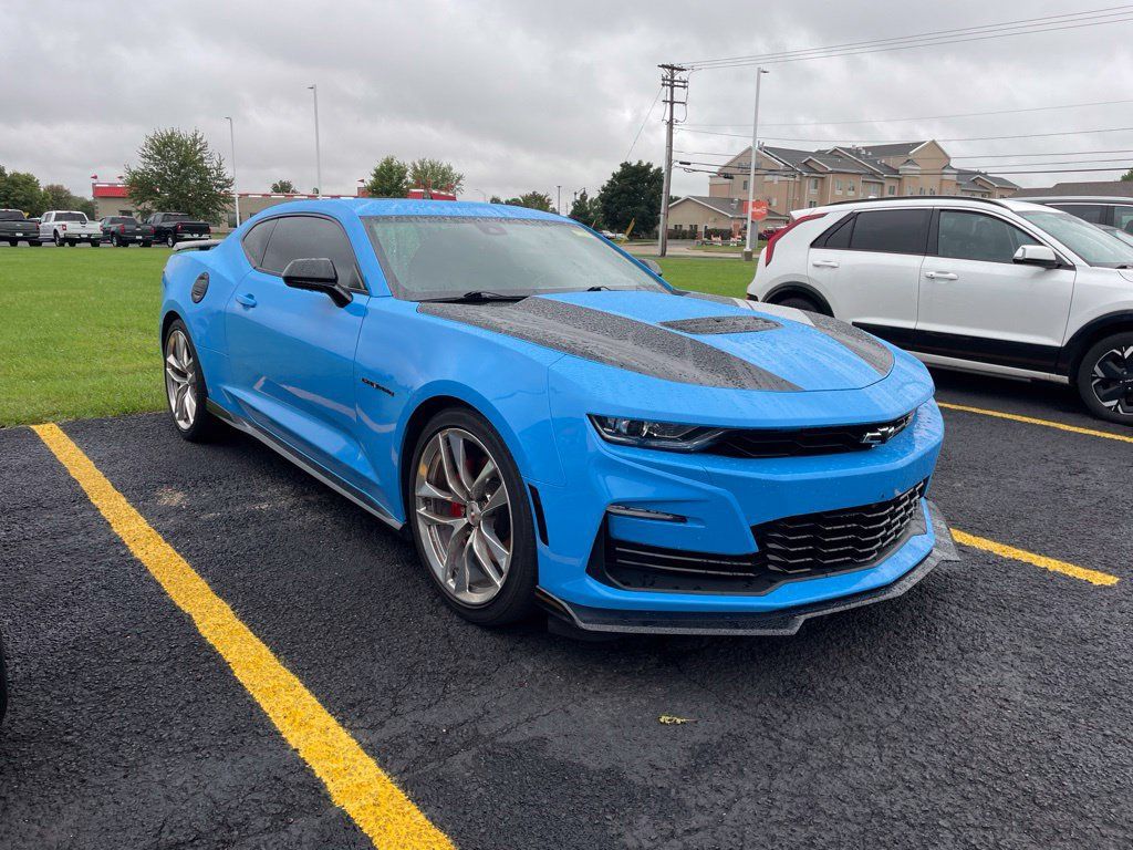 Used 2022 Chevrolet Camaro SS w/ Design Package 3 RWD image 1