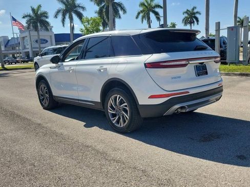 Certified 2023 Lincoln Corsair FWD image 4