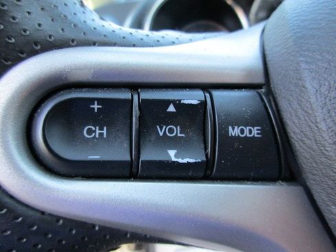 Used 2013 Honda Fit Sport image 19