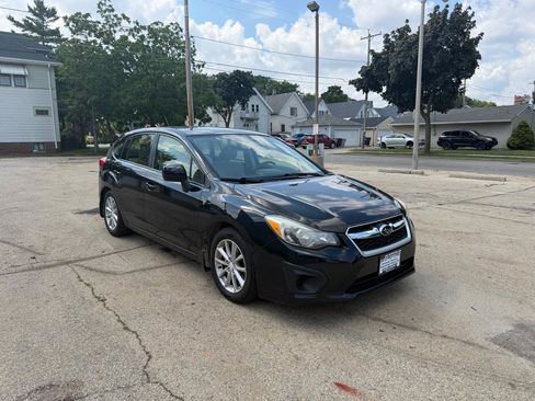 Used 2014 Subaru Impreza 2.0i Premium w/ All-Weather Package w/CVT AWD/4WD image 1