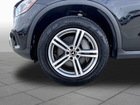 Used 2022 Mercedes-Benz GLC 300 4MATIC w/ Premium Package Lite image 11