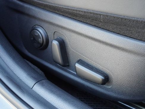 Used 2021 Kia Stinger GT2 image 12