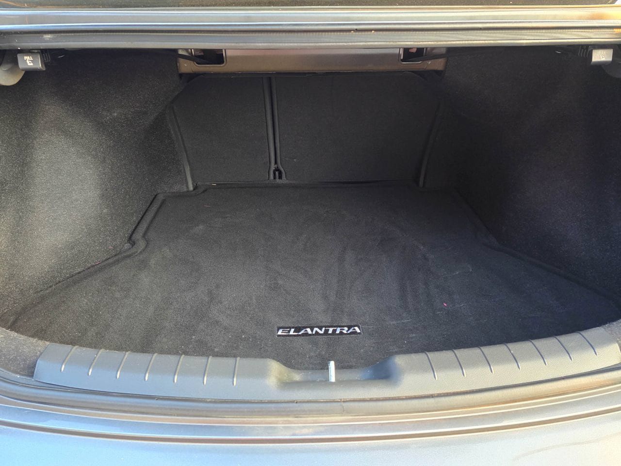 Used 2019 Hyundai Elantra SEL w/ Cargo Package FWD image 24