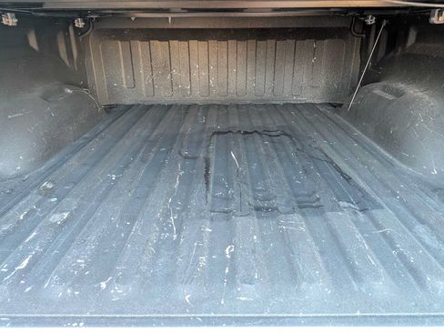 Used 2023 RAM 1500 Limited w/ Body-Colour Bumper Group AWD/4WD image 27