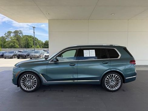 Used 2025 BMW X7 xDrive40i w/ Premium Package AWD/4WD image 8