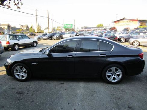 Used 2011 BMW 528i Sedan image 15