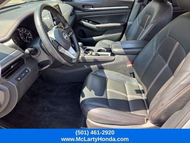 Used 2025 Nissan Altima 2.5 SR FWD image 9