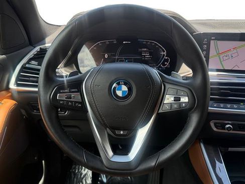 Used 2022 BMW X5 xDrive45e w/ Climate Comfort Package AWD/4WD image 13