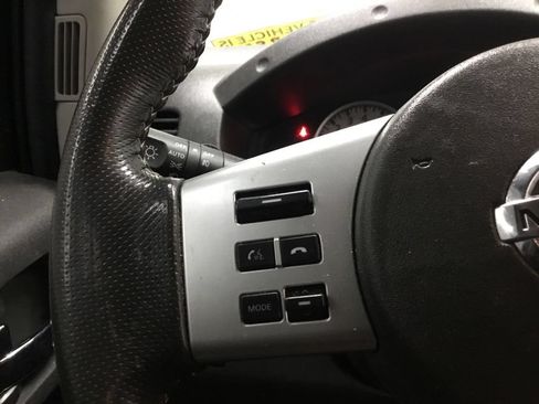 Used 2019 Nissan Frontier PRO-4X AWD/4WD image 29