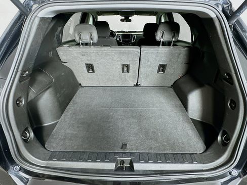 Used 2020 Chevrolet Equinox LT w/ Driver Convenience Package image 27