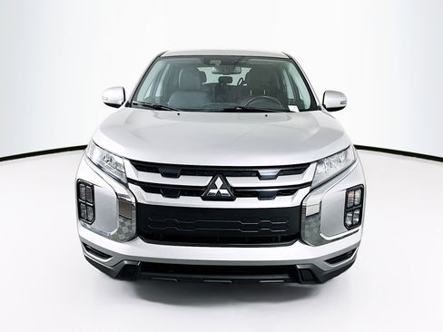 Used 2025 Mitsubishi Outlander Sport SE AWD/4WD image 2