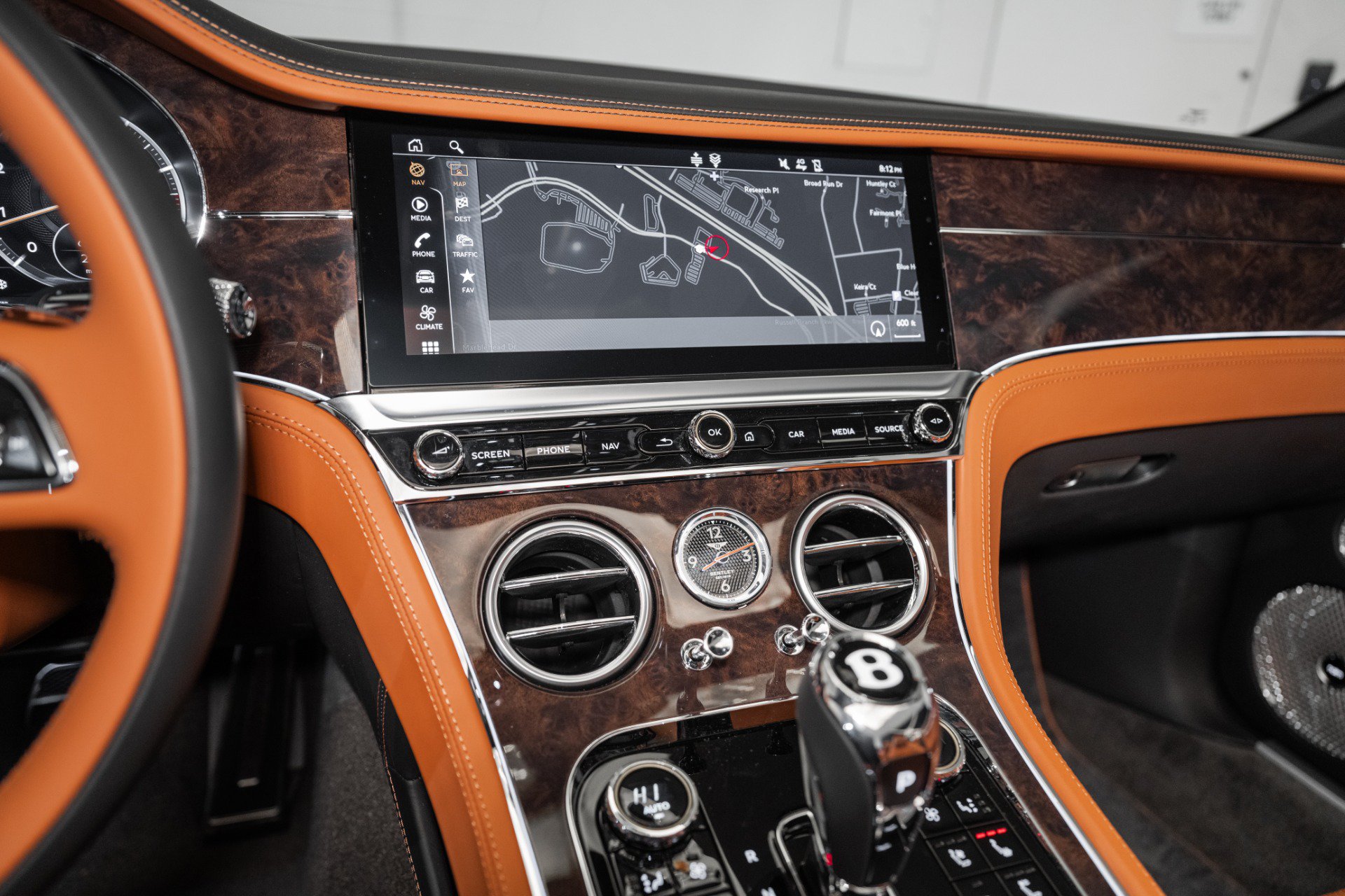 Used 2024 Bentley Continental GT V8 AWD/4WD image 28