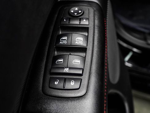 Used 2025 Dodge Durango GT AWD/4WD image 35
