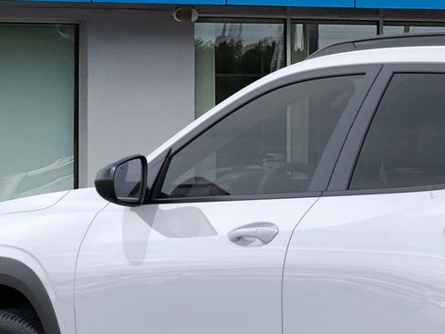 New 2026 Chevrolet Trax RS w/ Sunroof Package FWD image 12