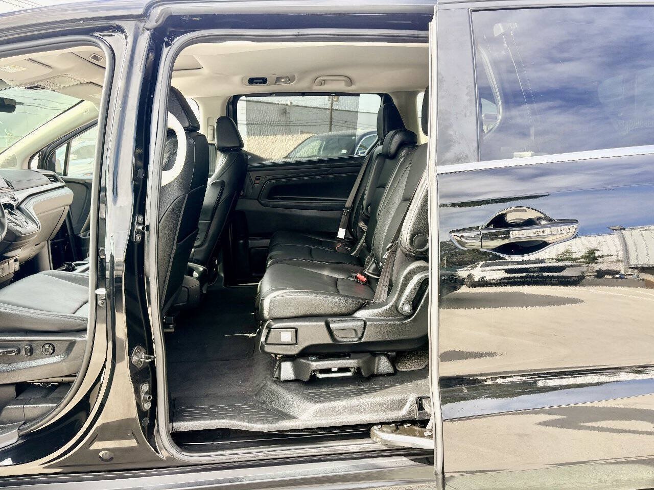 Used 2026 Honda Odyssey EX-L image 11
