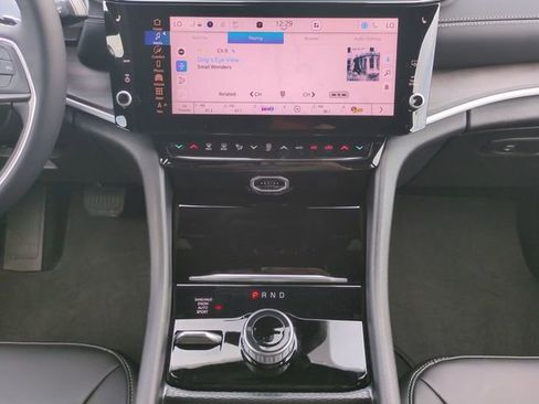 New 2026 Jeep Grand Cherokee Limited AWD/4WD image 19