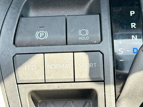 Used 2023 Toyota RAV4 XLE Premium FWD image 21