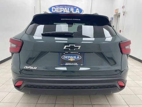 New 2026 Chevrolet Trax LT w/ Driver Confidence Package FWD image 18