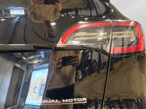 Used 2022 Tesla Model Y Performance image 45