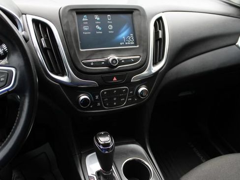 Used 2018 Chevrolet Equinox LT FWD image 13