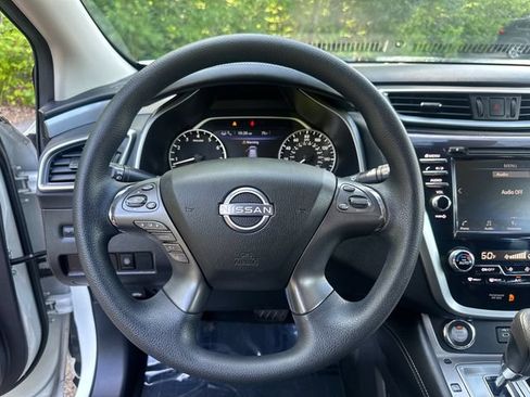 Used 2023 Nissan Murano S AWD/4WD image 32