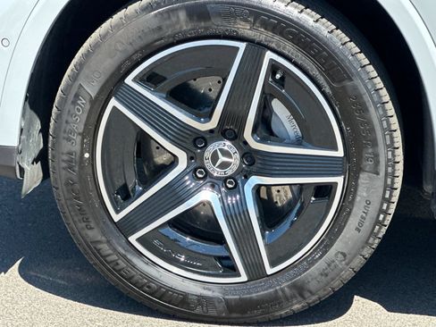 Certified 2026 Mercedes-Benz GLC 300 image 32