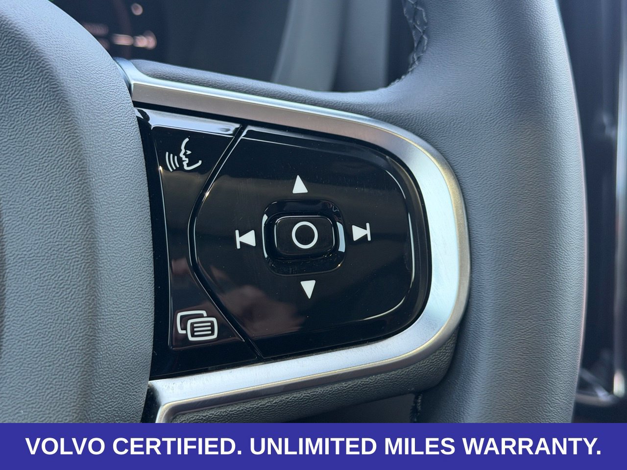 Certified 2024 Volvo XC60 T8 Plus w/ Protection Package Premier AWD/4WD image 20