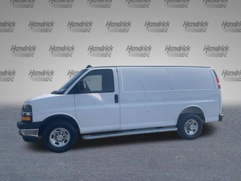 Used 2025 Chevrolet Express 2500 w/ Driver Convenience Package RWD image 7