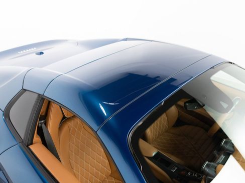 Certified 2021 Ferrari 812 GTS image 40